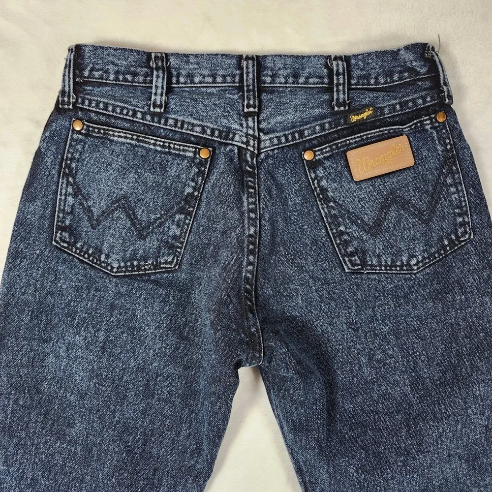 Wrangler Jeans Men 32x30 Blue Excellent Acid Wash Cowboy Cut 13MWZNF Made in USA